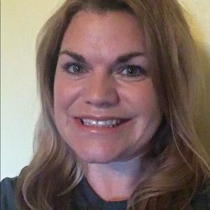 Meet your Posher, Janelle